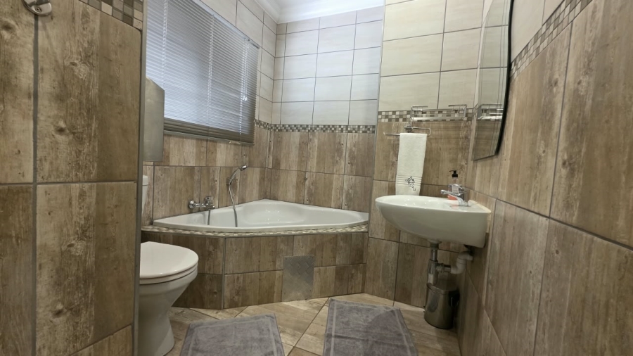 Commercial Property for Sale in Flamwood North West